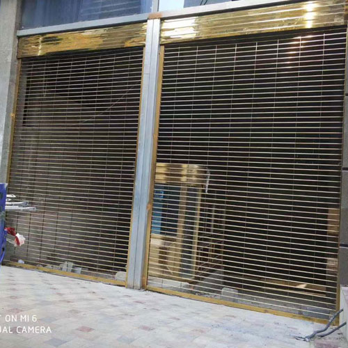 潮濕環(huán)境里的荊門卷閘門：常見(jiàn)問(wèn)題與應(yīng)